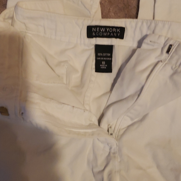 Capri pants - Picture 2 of 3